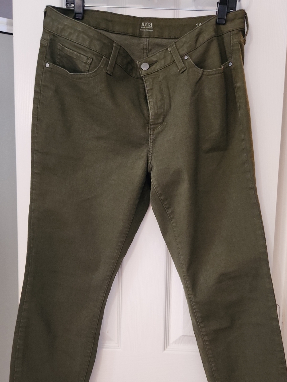 a.n.a Olive Green Mid Rise Skinny Ankle Jeans